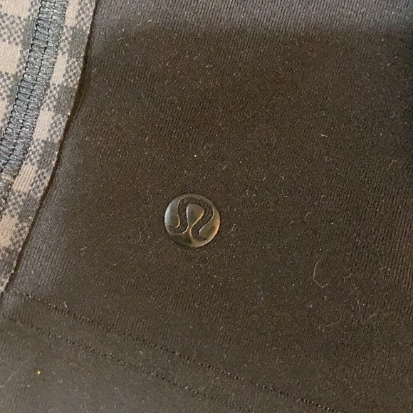 Lulu - Picture 3 of 3